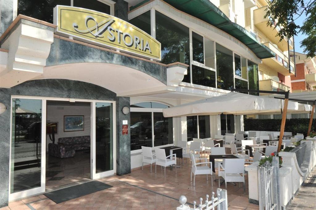 Hotel Astoria 米萨诺阿德里亚蒂科 外观 照片